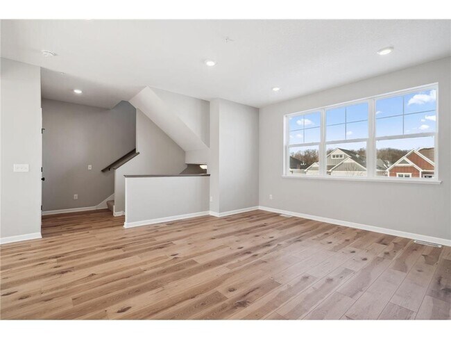 Foto del edificio - 6770 Wildflower Wy