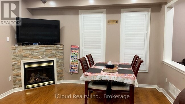 Building Photo - 7333 Cork Tree Row