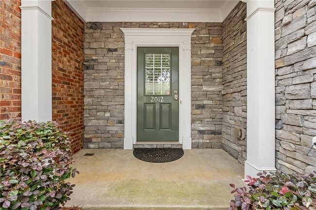 Foto del edificio - 2012 Hailston Dr NW