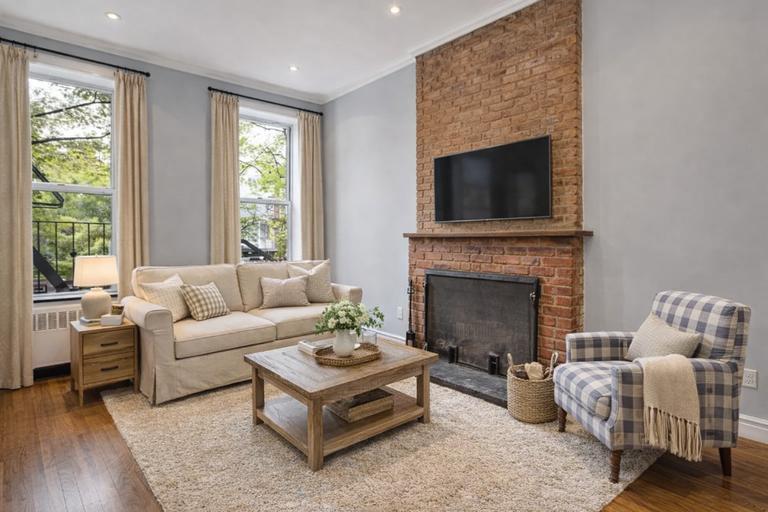 Foto del edificio - 564 Hudson St