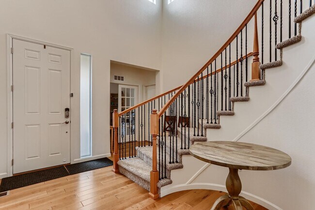 Foto del edificio - Stunning Newer-Built Home in Desirable Pal...