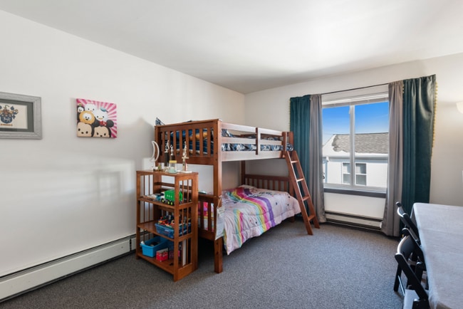 Foto del edificio - 7900 Harwood Ave