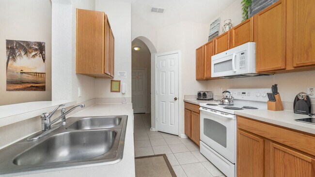 Building Photo - 2774 Almaton Loop