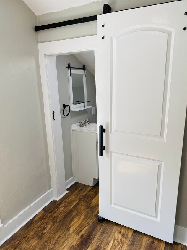 Bathroom - 316 E Sycamore St