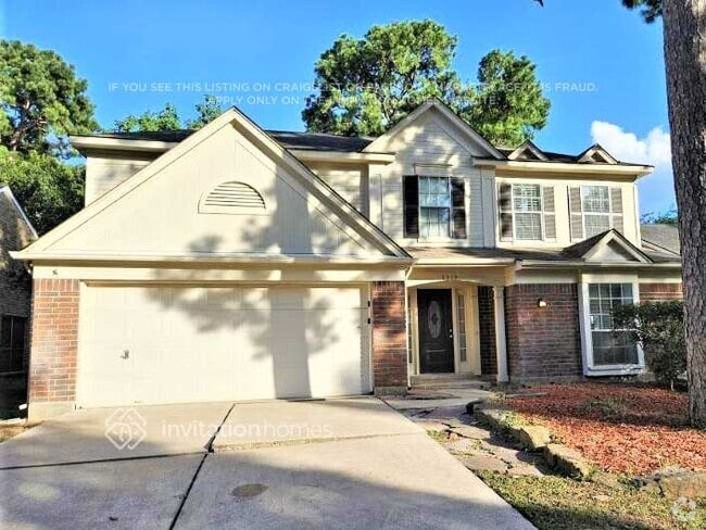 Building Photo - 8919 Village Hills Dr