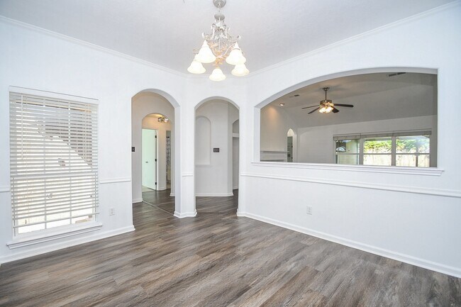 Foto del edificio - 3626 Stratford Town Ln