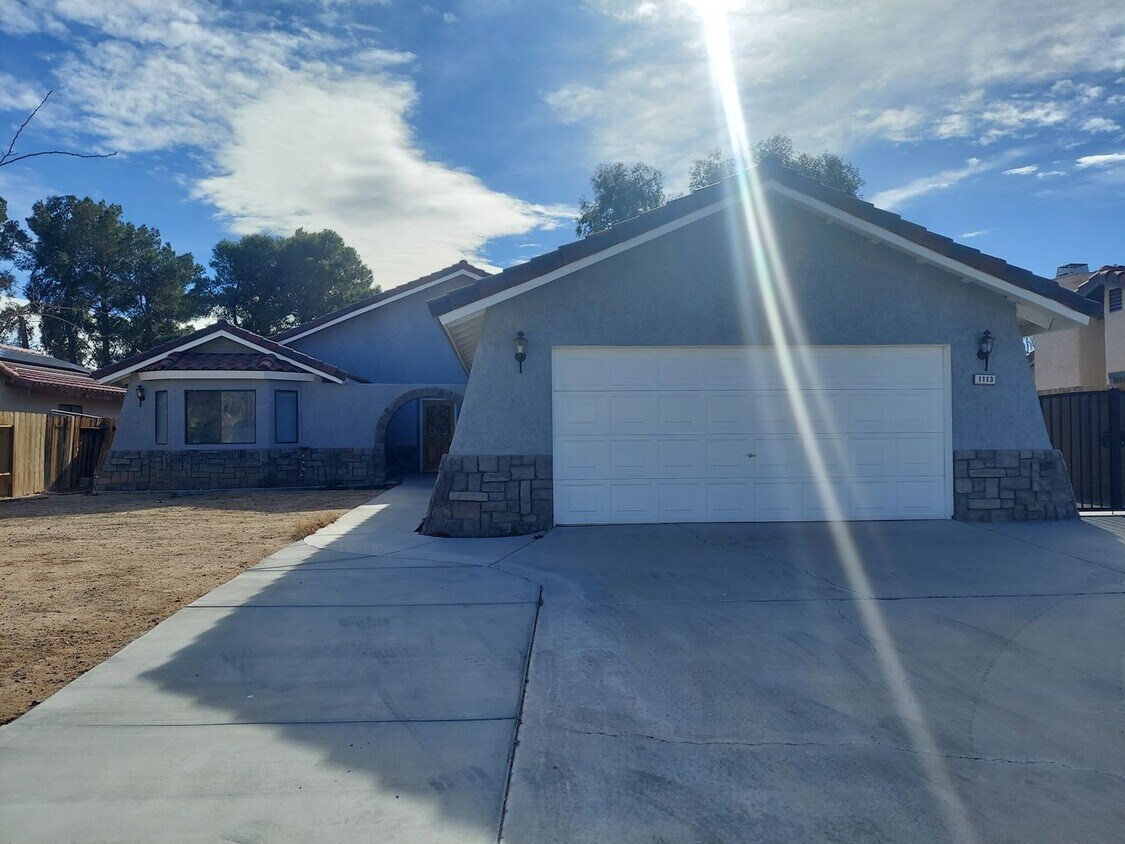 Please Contact Vaughn Realty Property MGMT... House Rental in