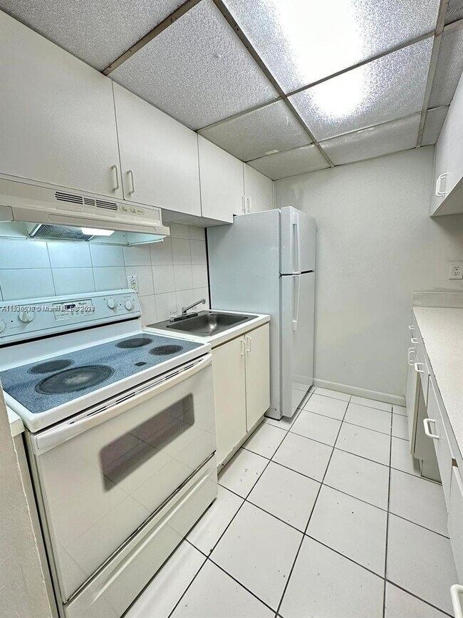 Building Photo - 291 NW 177th St