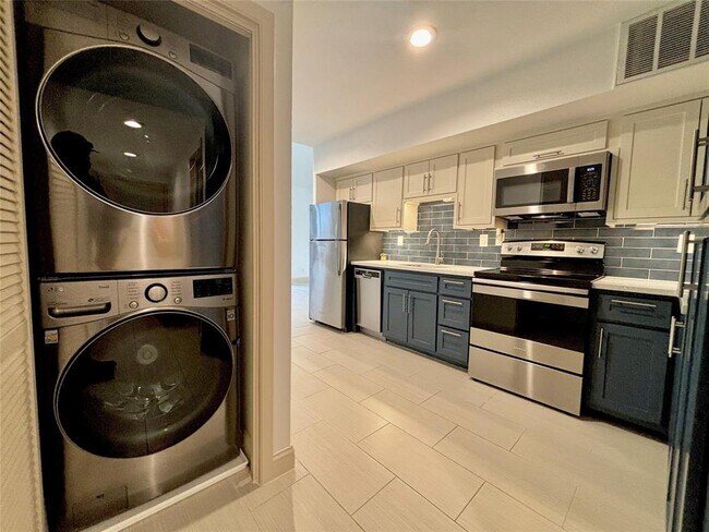 Foto del edificio - 12900 Walden Rd