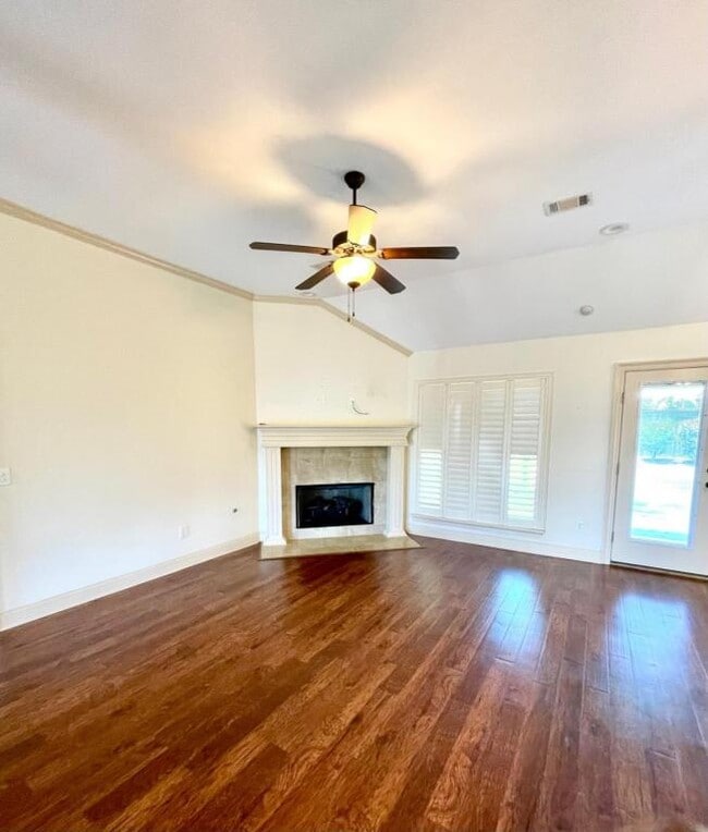 Building Photo - 109 Millhouse Drive