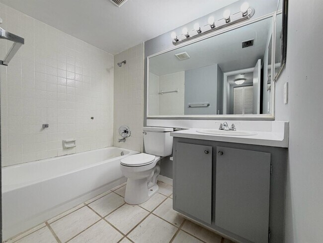 Foto del edificio - 4987 Sable Pine Cir