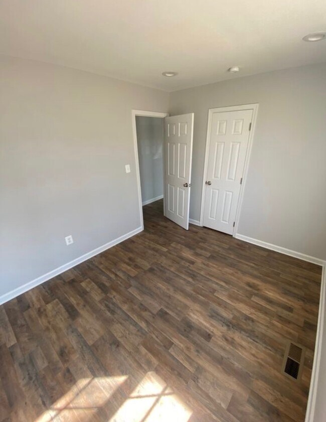 Foto del edificio - 7041 Soulier Ln
