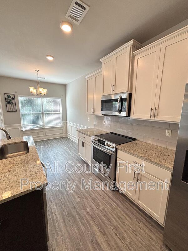 Foto del edificio - 1380 Sugar Glen Ct