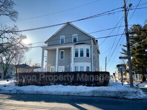 Building Photo - 1134 Social St