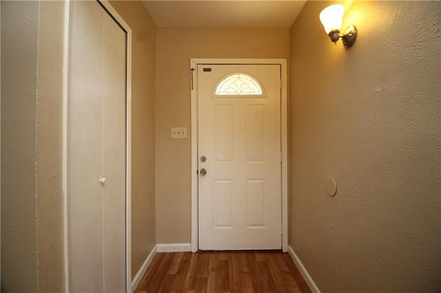 Foto del edificio - 4608 Jenkins Cir
