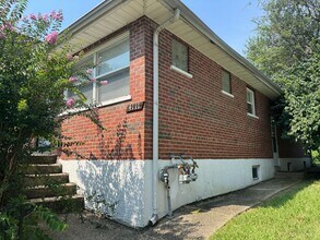 Building Photo - 4111-4113-4113 Oregon Ave