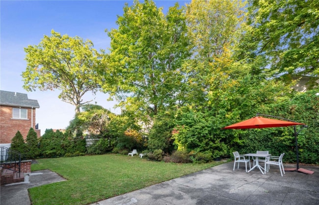 Photo - 29-33-2212 212th St House