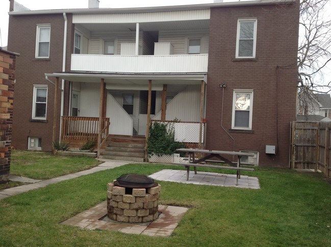 Building Photo - 428 Platt St
