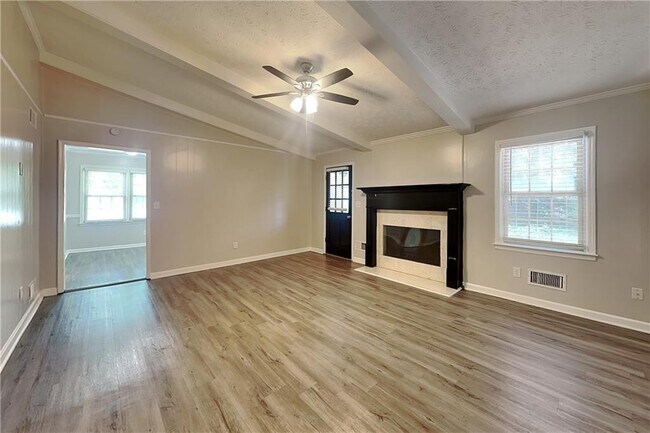 Foto del edificio - 1625 Sonya Dr