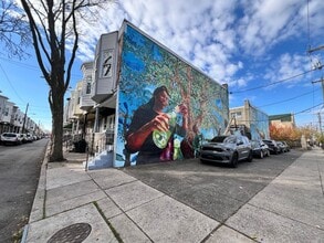 Building Photo - 1502 S Etting St