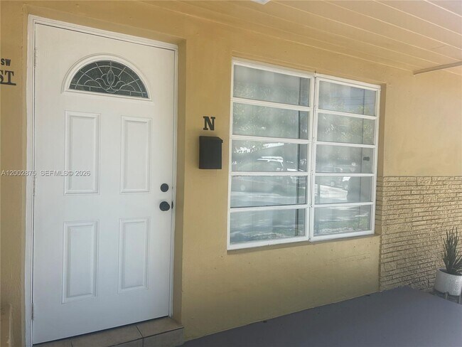 Foto del edificio - 412 SW 10th St