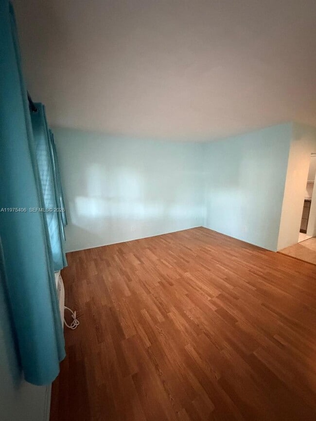 Building Photo - 450 Layne Blvd