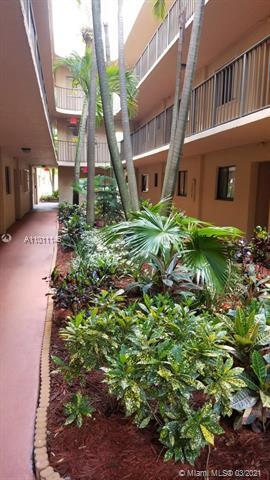 Foto del edificio - 8035 SW 107th Ave