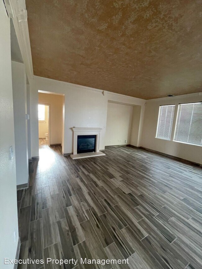 Building Photo - 5 br, 3 bath House - 4143 Canopy Court