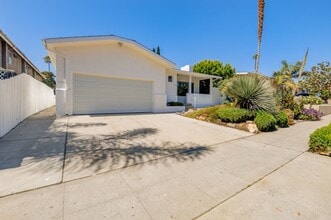 Building Photo - 1158 Thomas Ave