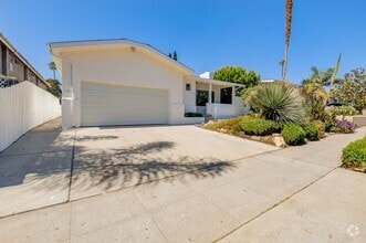 Building Photo - 1158 Thomas Ave