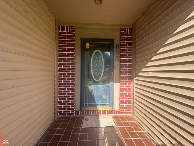 Building Photo - 608 Morningside Dr