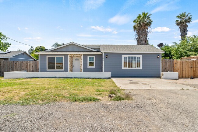 Building Photo - 28875 Rudolph St