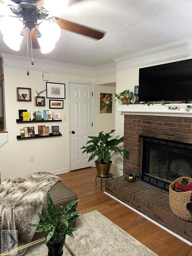 Building Photo - 109 Tamara Ct