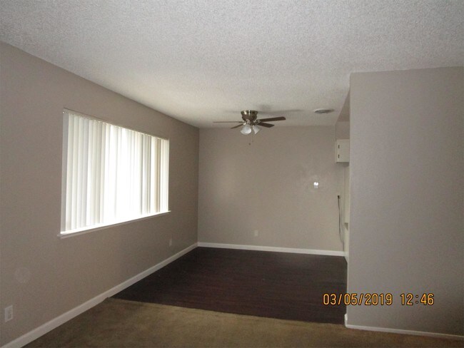 Building Photo - 1341 Dustin Dr