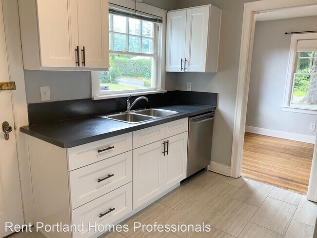 Building Photo - 2 br, 1 bath House - 3385 SW 87th Avenue