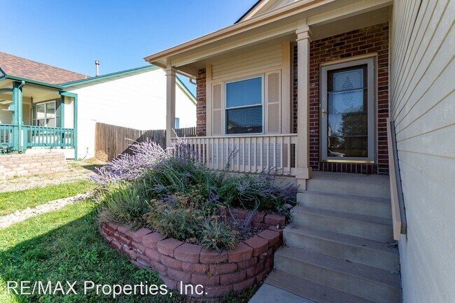 Foto del edificio - 4 br, 2.5 bath House - 1102 Scarlet Oak Drive