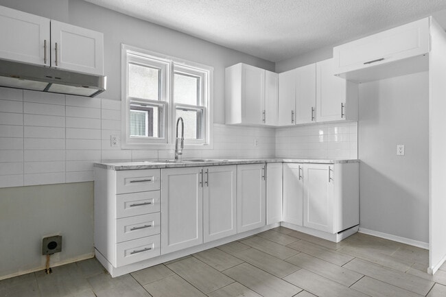 Building Photo - Spacieux Appartement 1 chambre – Hull, Gatineau | À 5 minutes d’Ottawa