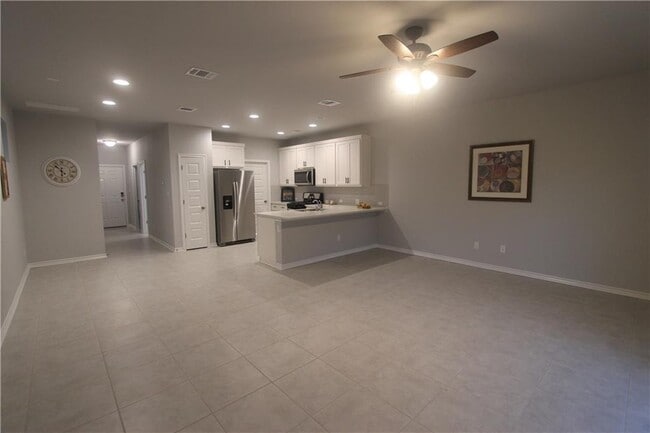 Building Photo - 1829 Artesian Spgs Xing