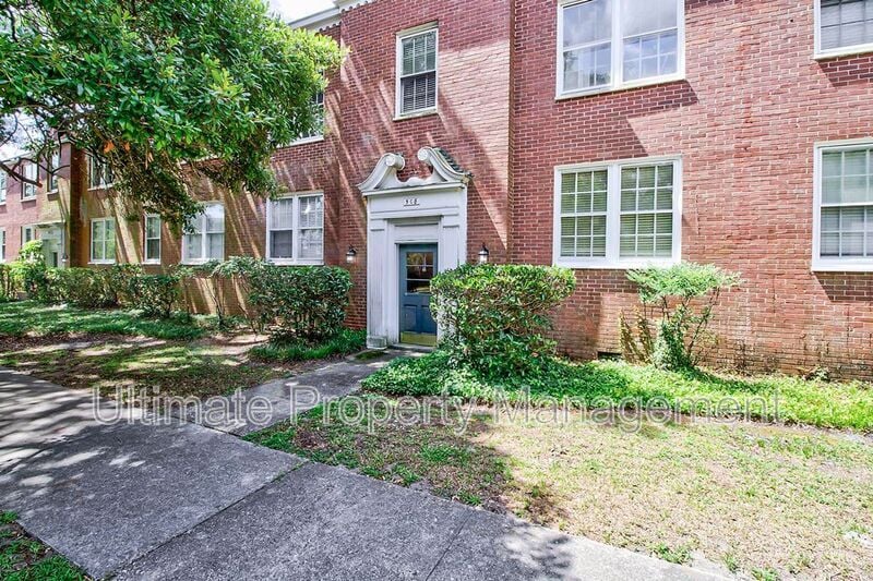 Photo - 2940 Oleander Drive
