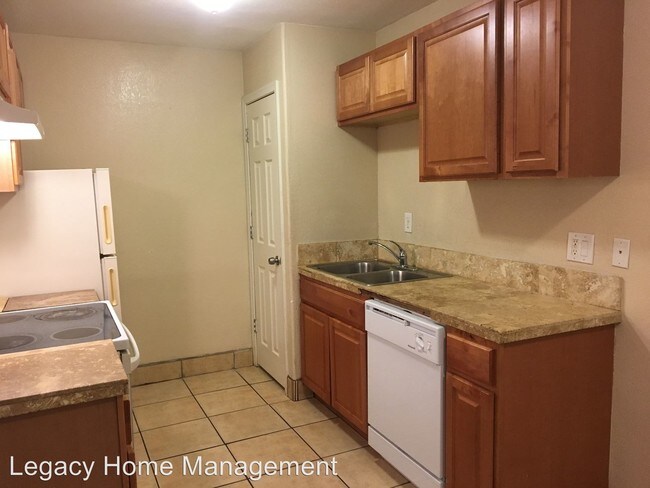 Building Photo - 4115 E Moreland St