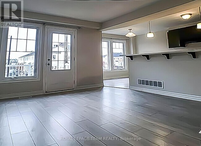 Building Photo - 388 Willow Aster Cir