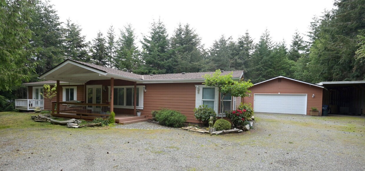 Primary Photo - 3 bed 2 bath home in Diamond Point, w/ sho...