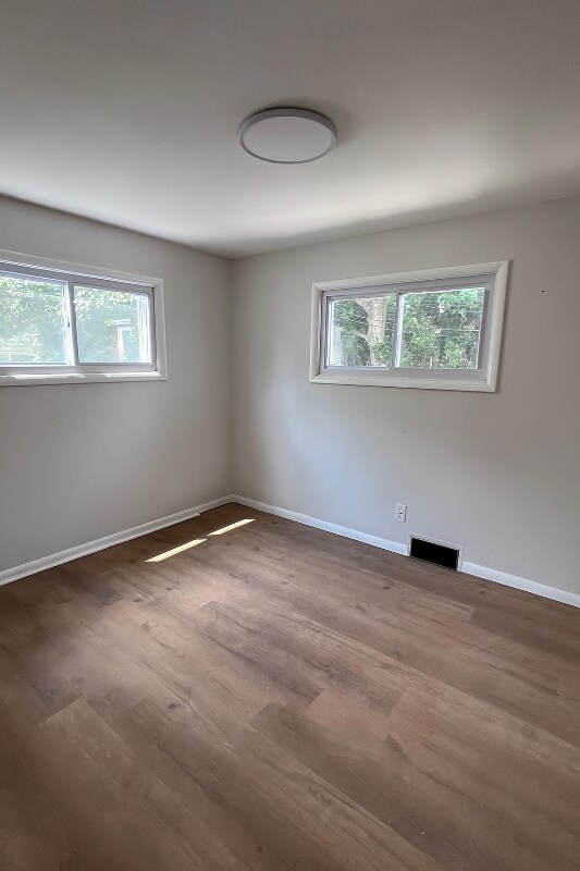 Foto del edificio - 18205 Dalewood Ave