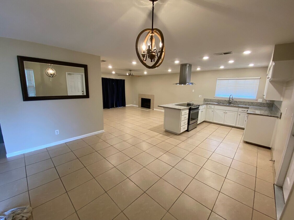 Primary Photo - 1840 N. CEDAR CT. - 4 BEDROOM 2 BATHROOM -...