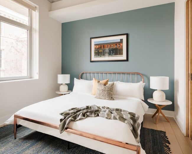 2 bed 2 bath - 313 Race
