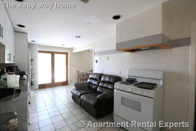 Building Photo - 90 North St