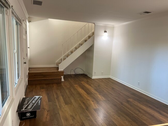 Building Photo - 2586 Tosca Way