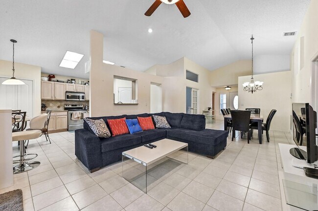 Foto del edificio - 2241 Soundings Ct