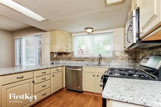 Foto del edificio - 16263 Fullerton Meadows Dr