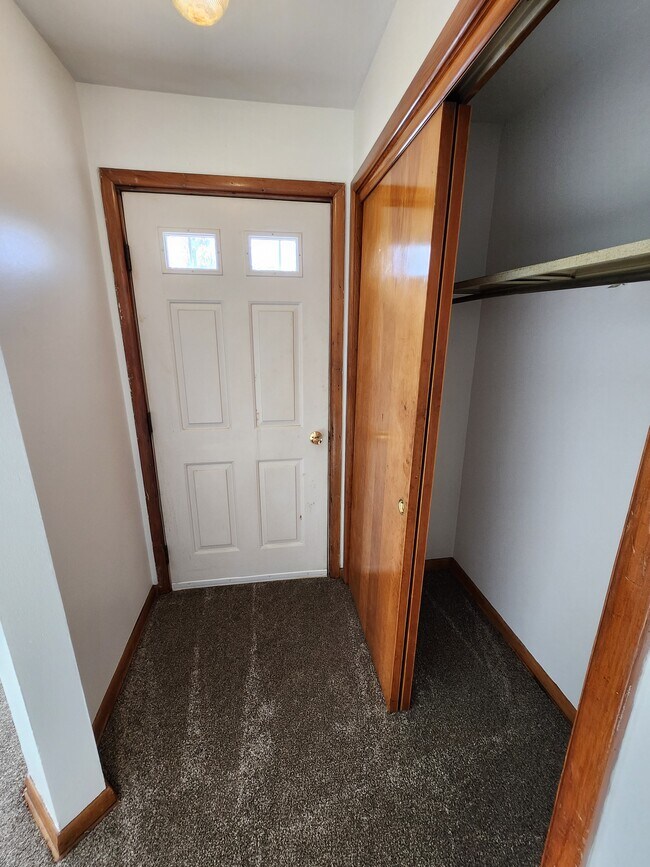 Foto del edificio - Swords & Rohmann